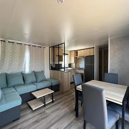 Campsite Superbe Mobil 6-8 Personnes *