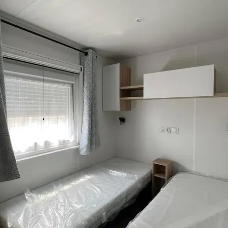 Campsite Superbe Mobil 6-8 Personnes *